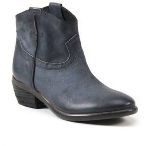 DIBA True Moon River Grey Leather NIB 7.5 Ankle BT